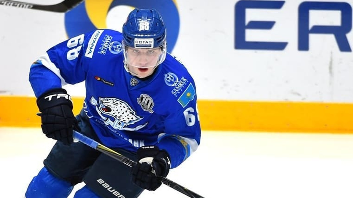 Дмитрий Гурков давно играет за 
