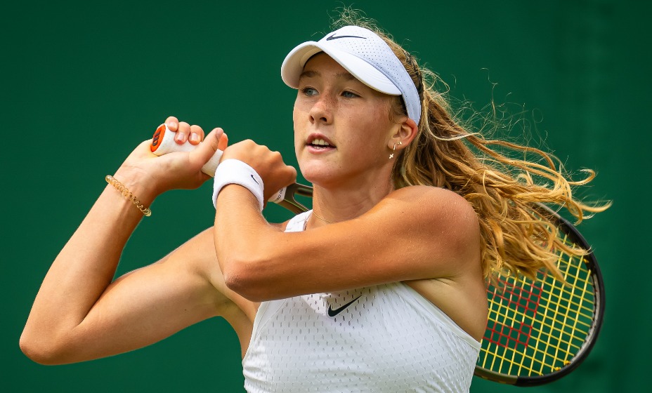 Шарапова заявила, что ей приятно наблюдать за игрой 16-летней Андреевой. Фото: Global Look Press
