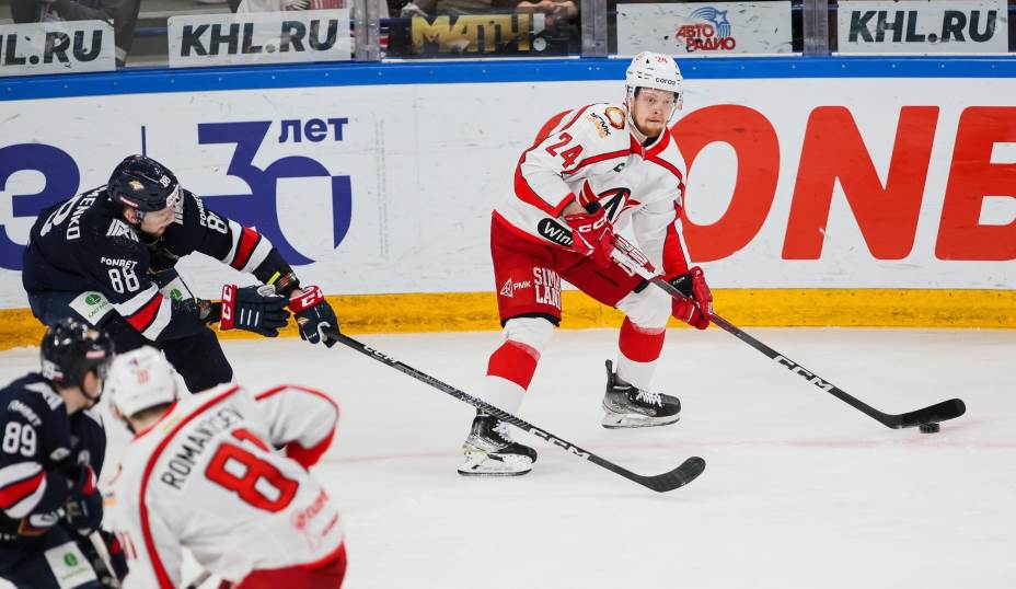 «Автомобилист» уверенно довел матч до победы и сравнял счет в серии с «Металлургом». Фото: Соцсети ХК «Автомобилист»