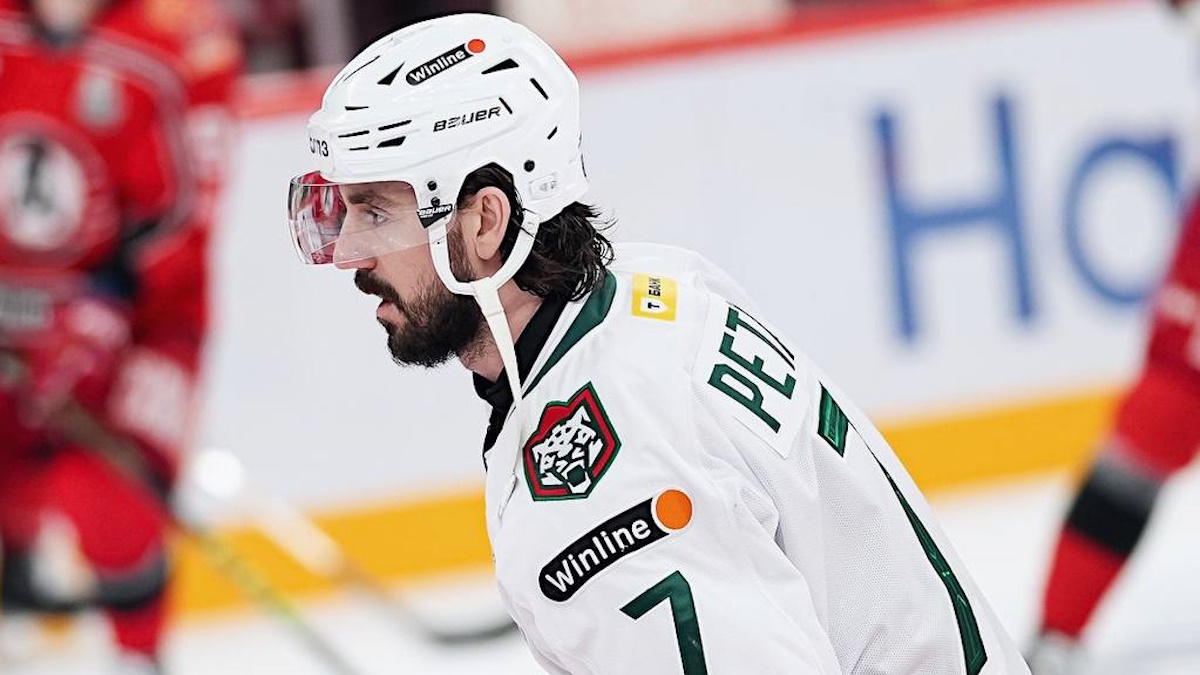 Напряжённый матч «Автомобилист» против «Ак Барса» 28 марта 2025. Фото: пресс-служба ХК «Ак Барс».