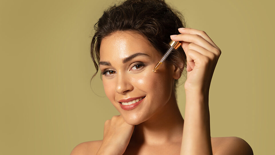 15 лучших эссенций для лица в 2025 году