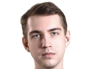 Роман Майоров