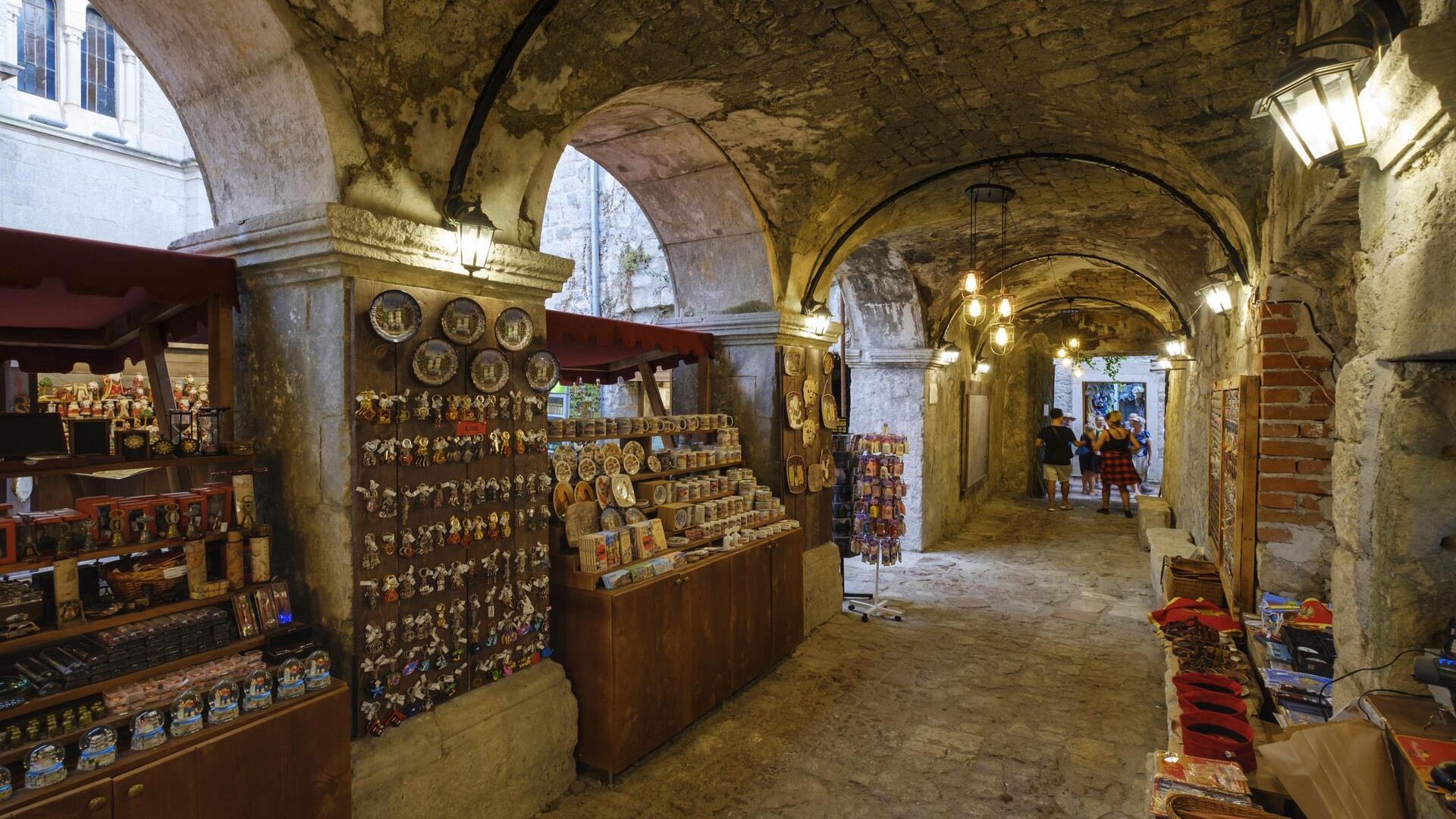 Базар, Старый город Котора.