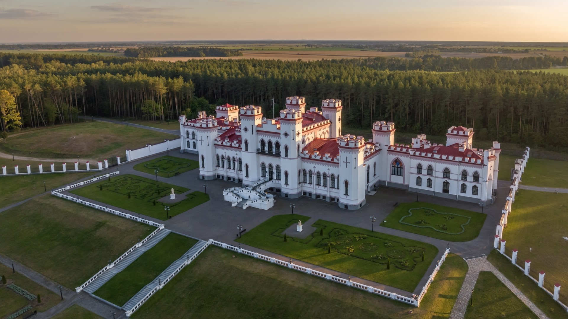 Коссовский дворец Пусловских, Белоруссия.